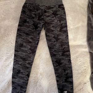 COPY - Camo gymshark